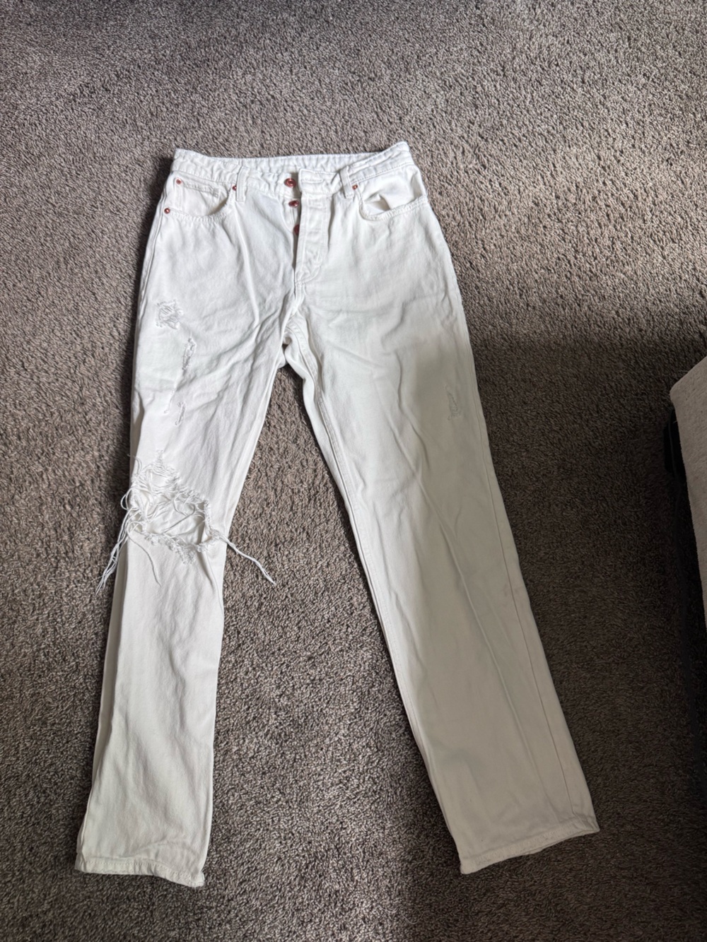 H&M White Straight Leg Women's Jeans with Distressed Knee